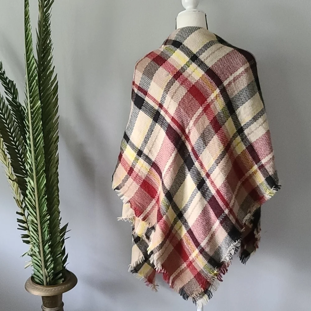 Black, red, & tan plaid square blanket scarf NWOT